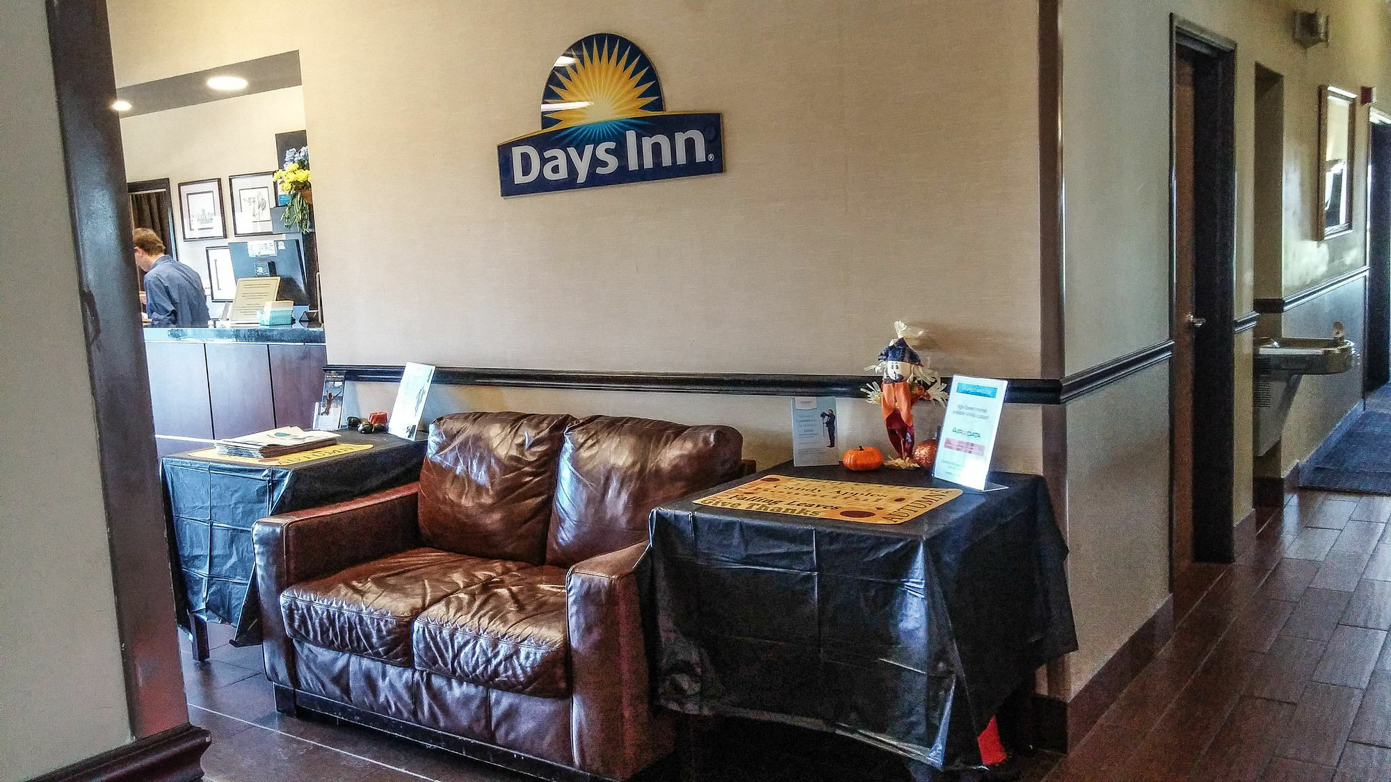 Days Inn By Wyndham Collinsville St Louis Exterior photo